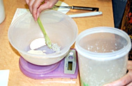 1.まずは茎の部分を作ります